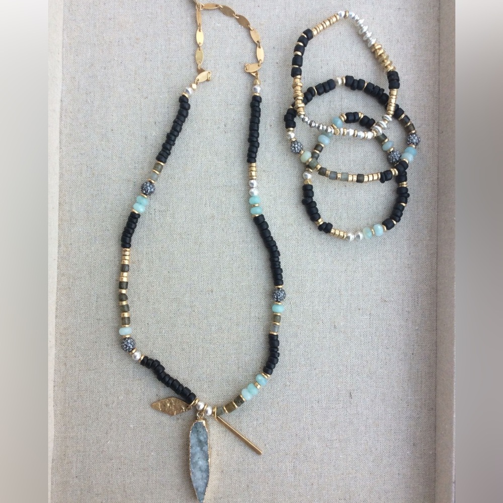 Stella and Dot Artisan Pendent Necklace and bracelets